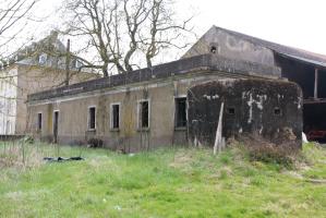 Ligne Maginot - ROUSSY LE VILLAGE (Poste avancé GRM) - (Poste GRM - Maison Forte) - Le casernement et le blockhaus FM