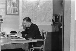 Ligne Maginot - HOCHWALD - (Ouvrage d'artillerie) - Le PCI
Cne Walter (Commandant en second)
