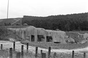 Ligne Maginot - HOCHWALD - (Ouvrage d'artillerie) - Le bloc 12  - Casemate d'artillerie
Canons de 75 modèle 29