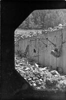 Ligne Maginot - HOCHWALD - (Ouvrage d'artillerie) - Le bloc 12  - Casemate d'artillerie
Le fossé vu de l'un des créneaux de défense