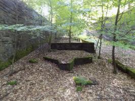 Ligne Maginot - HOCHWALD (FOSSé ANTICHAR DU) - (Obstacle antichar) - Fondation présente dans le fosse