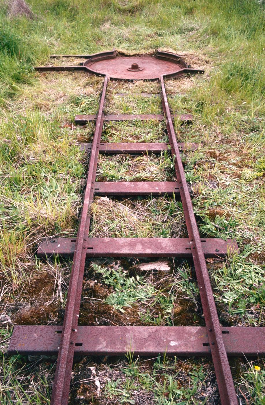 Ligne Maginot - VF60 - ANTENNE DE L'OUVRAGE D'ANZELING - (RESEAU - Voie 60 - Antenne ou rocade ferroviaire) - DEPOTOIR ANZELING
Restes de voie de 60 menant au dépotoir de l'ouvrage d'Anzeling