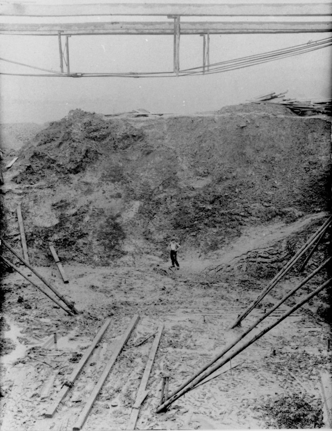 Ligne Maginot - BREMMELBACH (Ouvrage de) - Le chantier de construction de l'ouvrage du Bremmelbach (Entreprise Dietsch)
Éboulement lors du creusement de la fouille