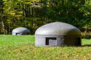 Ligne Maginot - BICHEL SUD - X19 - (Abri) - Vue des deux cloches GFM