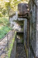Ligne Maginot - BOUSSE - A24 - (Ouvrage d'infanterie) - Bloc 2
Fossé diamant et projecteur blindé