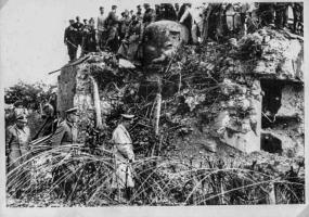 Ligne Maginot - 31/1 - PONT DE BATEAUX DE NEUF BRISACH - (Casemate d'infanterie - Double) - Visite de Adolf Hitler lors de son passage en Alsace