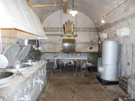 Ligne Maginot - BOUSSE - A24 - (Ouvrage d'infanterie) - La cuisine
Autocuiseurs Alsthom Cubain