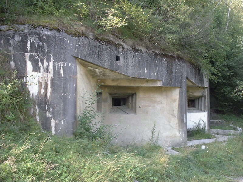 Ligne Maginot - CAVE A CANON - (Ouvrage d'infanterie) - Vue de la façade