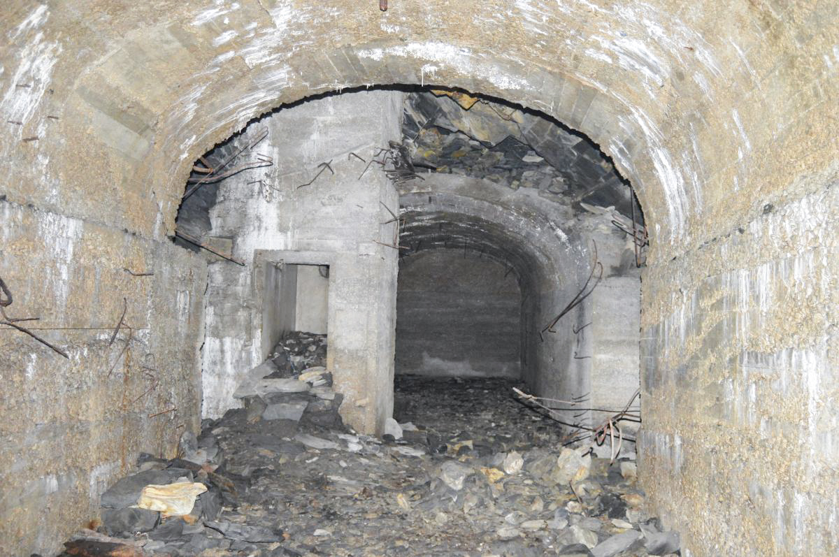 Ligne Maginot - CHATELARD - (Ouvrage d'infanterie) - Cheminée et l’usine