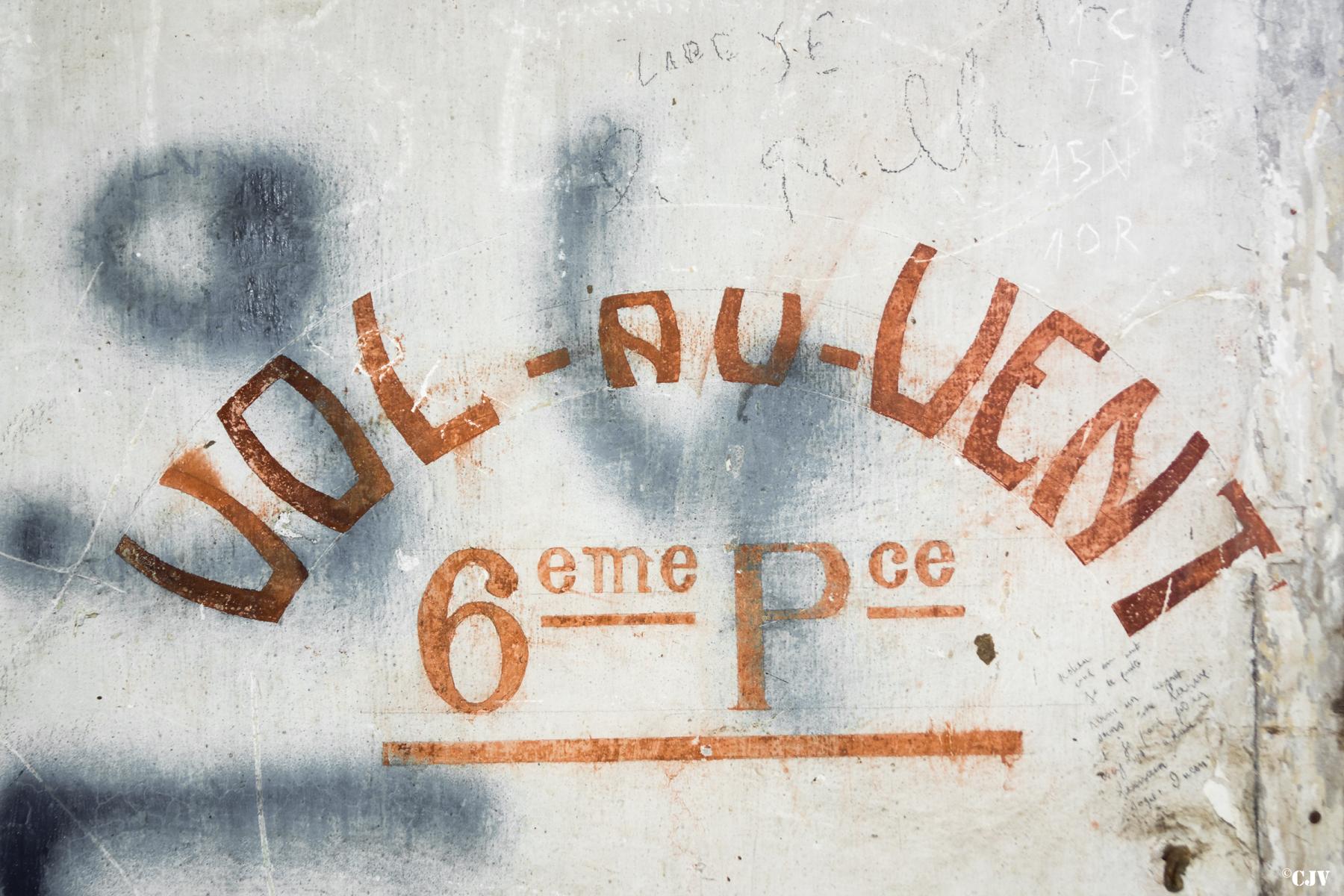 Ligne Maginot - LE TRUC - (Position d'artillerie préparée) - Peinture murale dans le casernement extérieur