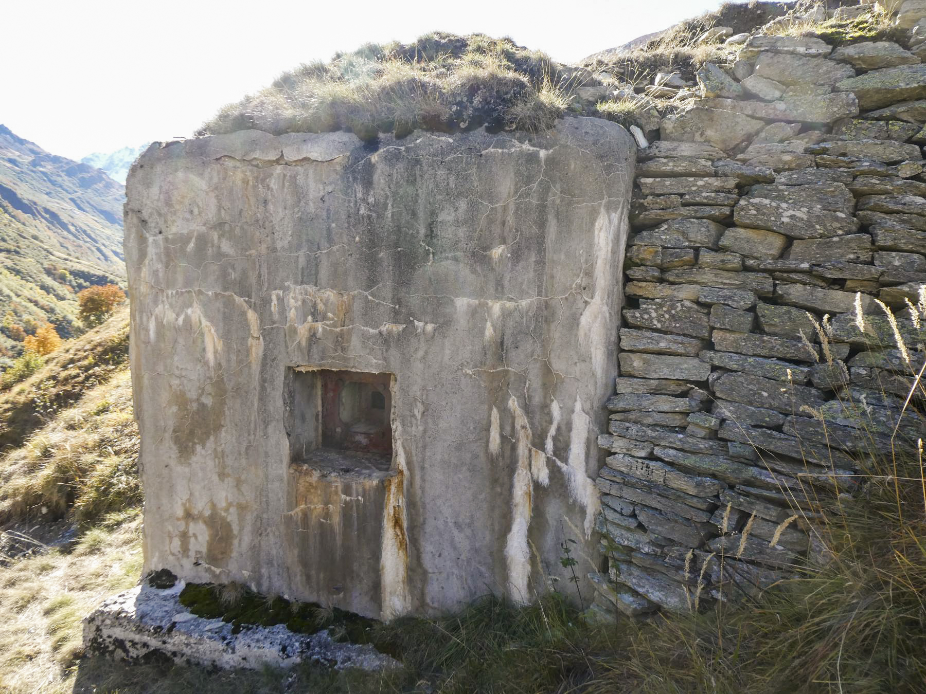 Ligne Maginot - SELOGES - (Ouvrage d'infanterie) - Bloc 7
Créneau Est
