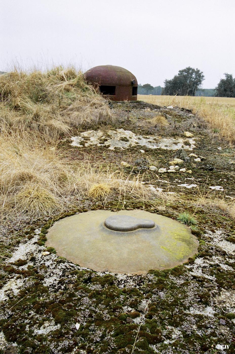 Ligne Maginot - FERME DU BOIS DU FOUR - O10 - (Observatoire d'artillerie) - La cloche VP