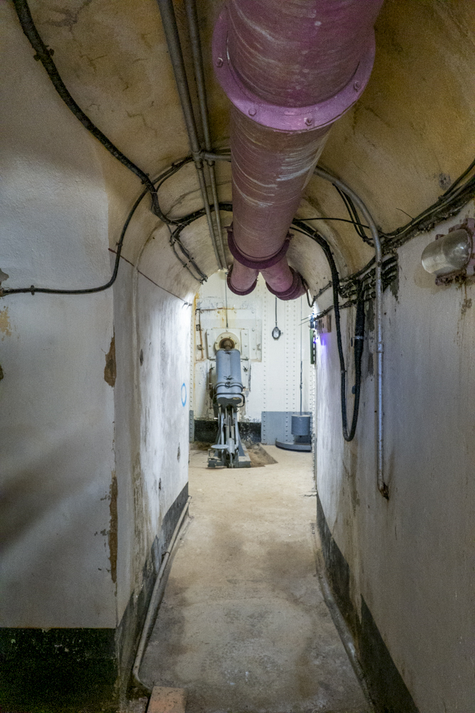 Ligne Maginot - JANUS - (Ouvrage d'artillerie) - Bloc 2
Entrée de la chambre de tir des mortiers de 81