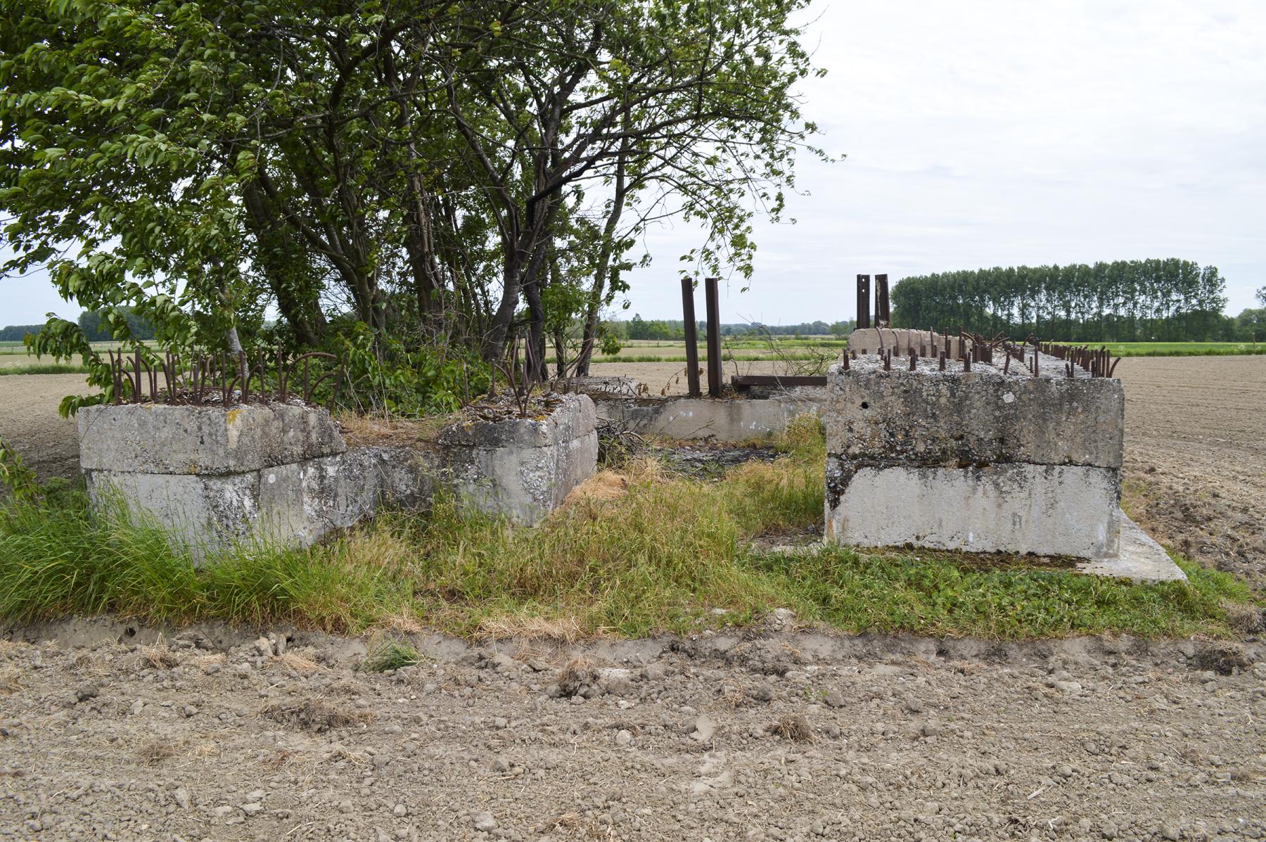 Ligne Maginot - BEF 340 - BLONDE-RUE SUD - (Blockhaus pour canon) - 