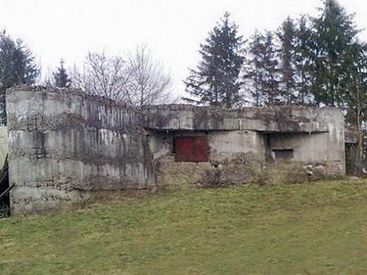 Ligne Maginot - CEZF-13 - LES ORMES - (Casemate d'infanterie - Simple) - 