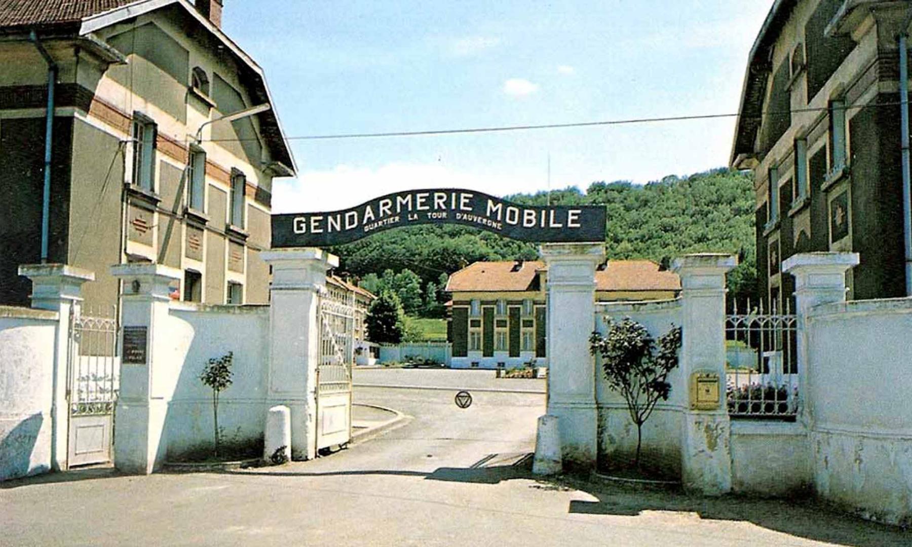 Ligne Maginot - TOUR D'AUVERGNE (3°CIE GRM) - (Camp de sureté) - L'entrée du quartier après guerre