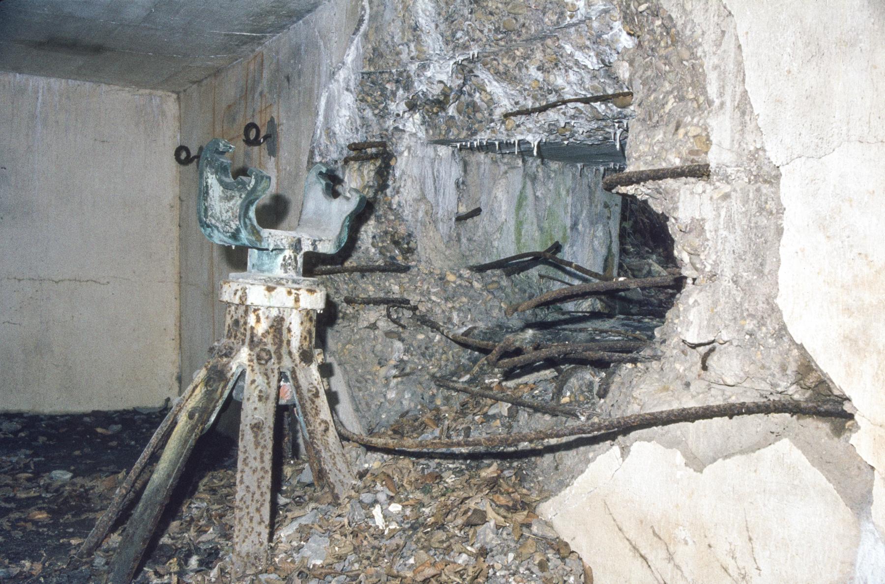Ligne Maginot - AB10 - (Blockhaus pour canon) - Chambre de tir principal