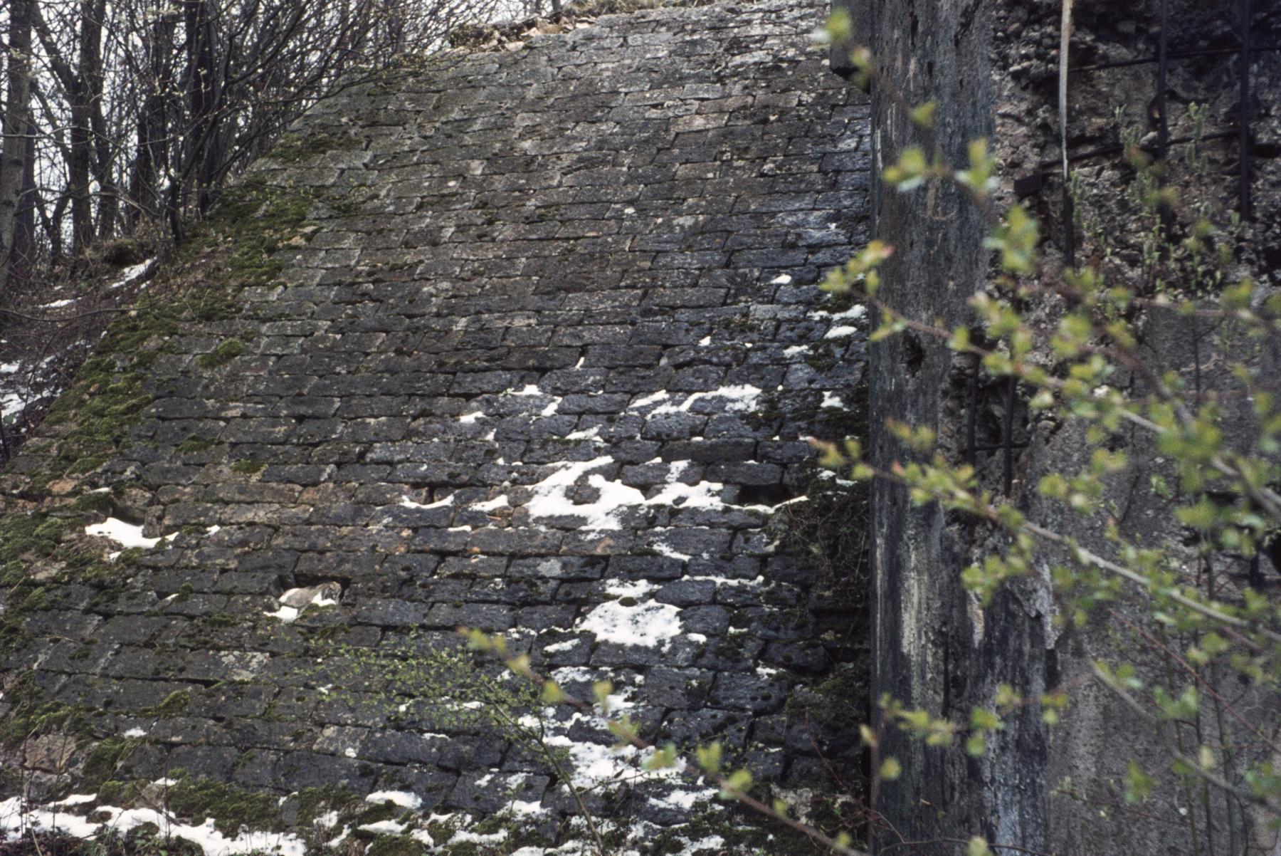 Ligne Maginot - KERFENT - A34 - (Ouvrage d'infanterie) - Bloc 2
Rocaille