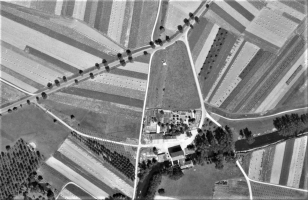 Ligne Maginot - 18 - MOULIN DE LA WANTZENAU - (Blockhaus pour arme infanterie) - Le blockhaus et le Moulin de la Wantzenau en 1950. On distingue nettement l'extension à ciel ouvert qui protège l'entrée du blockhaus