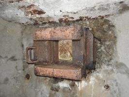 Ligne Maginot - BB310 - (Blockhaus pour arme infanterie) - La trémie.

