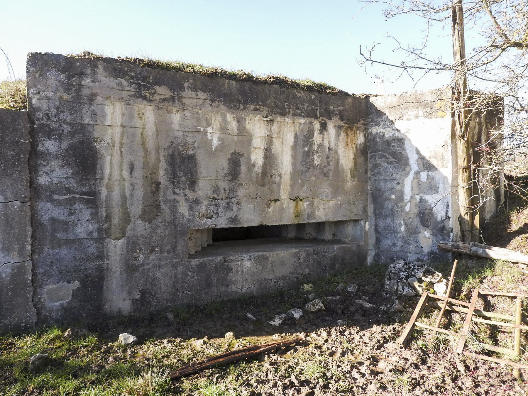 Ligne Maginot - BIDING EST 3 - (Blockhaus pour canon) - L'embrasure pour canon anti-char.