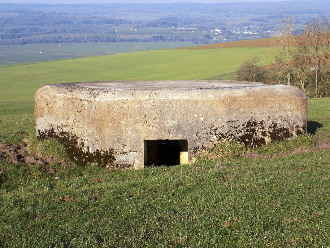 Ligne Maginot - 24B - LA HOUILLERIE - (Blockhaus pour arme infanterie) - L'entrée, coté sud