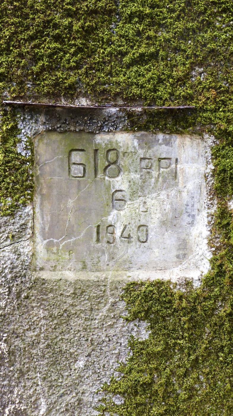 Ligne Maginot - A - BOIS RIGAULT - (Blockhaus pour canon) - Le cartouche de fabrication: 618° Régiment de pionniers 6° compagnie 
