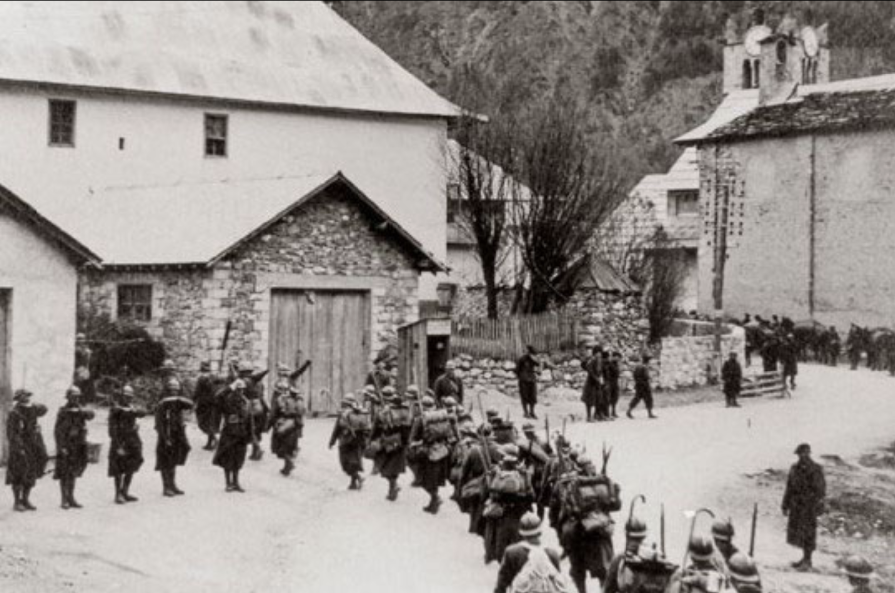 Ligne Maginot - 299° Régiment d'Infanterie Alpine (299° RIA) - L'arrivée du 1er bataillon à Saint-Paul-su-Ubaye le 27 avril 1940
