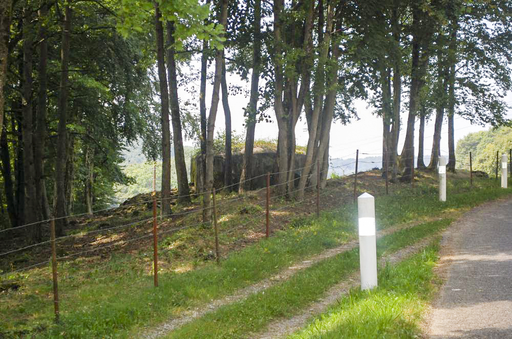 Ligne Maginot - MB20 - (Blockhaus pour arme infanterie) - Situé au bord de la route qui va de Charency Vezin à Villette
