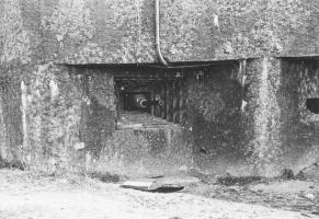 Ligne Maginot - 35/3 - MARCKOLSHEIM SUD - (Casemate d'infanterie - Double) - Créneau de la chambre de tir Sud
