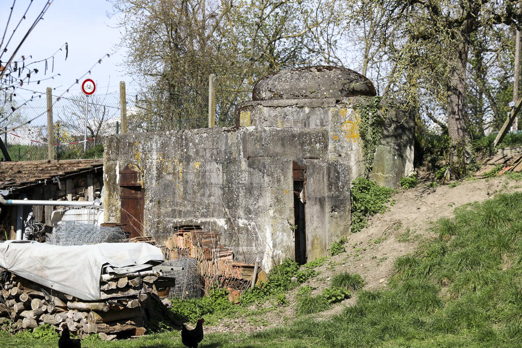 Ligne Maginot - B22 - ECLUSE 66 SUD - (Blockhaus pour arme infanterie) - Les deux entrées à l'arrière du bloc