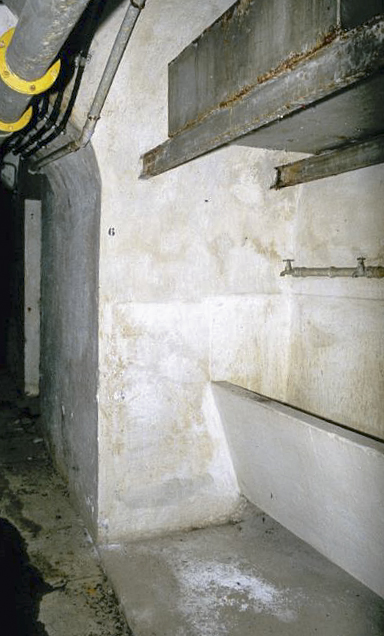 Ligne Maginot - COL DE GARDE (G) - EO10 - (Abri actif) - Les lavabos