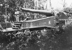 Ligne Maginot - 372° Régiment d'Artillerie Lourde sur Voie Ferrée (372° RALVF) - Pièce  de 320 Mle 1917 G  (P 3074 - Simplet)  appartenant à la 4° batterie du 372°  RALVF lors de sa saisie par les allemands
