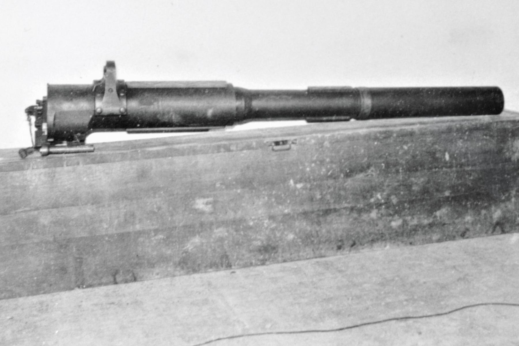Ligne Maginot - Canon-obusier de 75 mm modèle 1932 sous casemate (75 32) - Ouvrage de Fermont bloc 4
Démontage du tube