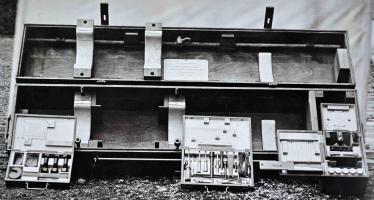 Ligne Maginot - Périscope type C (C) - La boite de transport du périscope type C  avec les boites d'outillage et de rechange