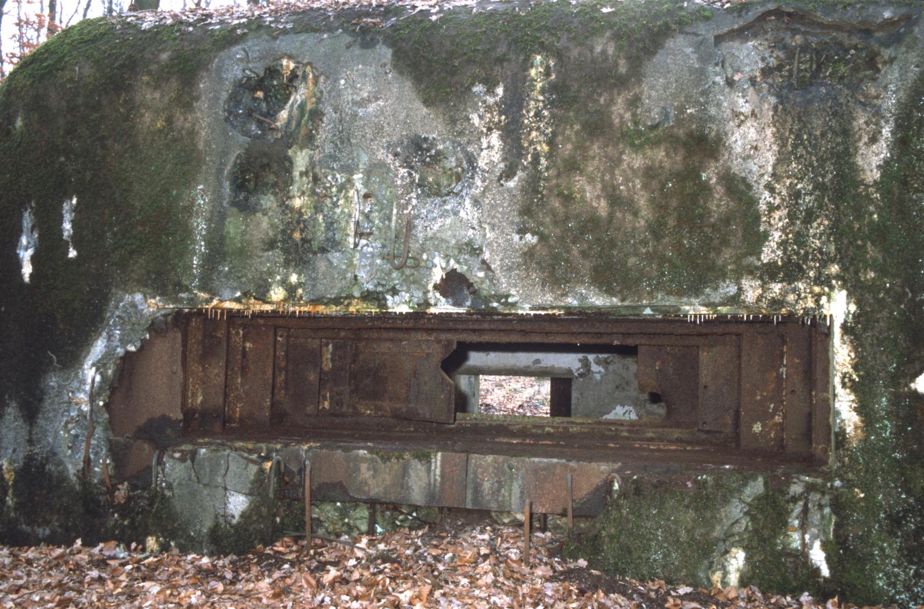 Ligne Maginot - C10B - KALMERICH 5 - (Blockhaus pour canon) - 