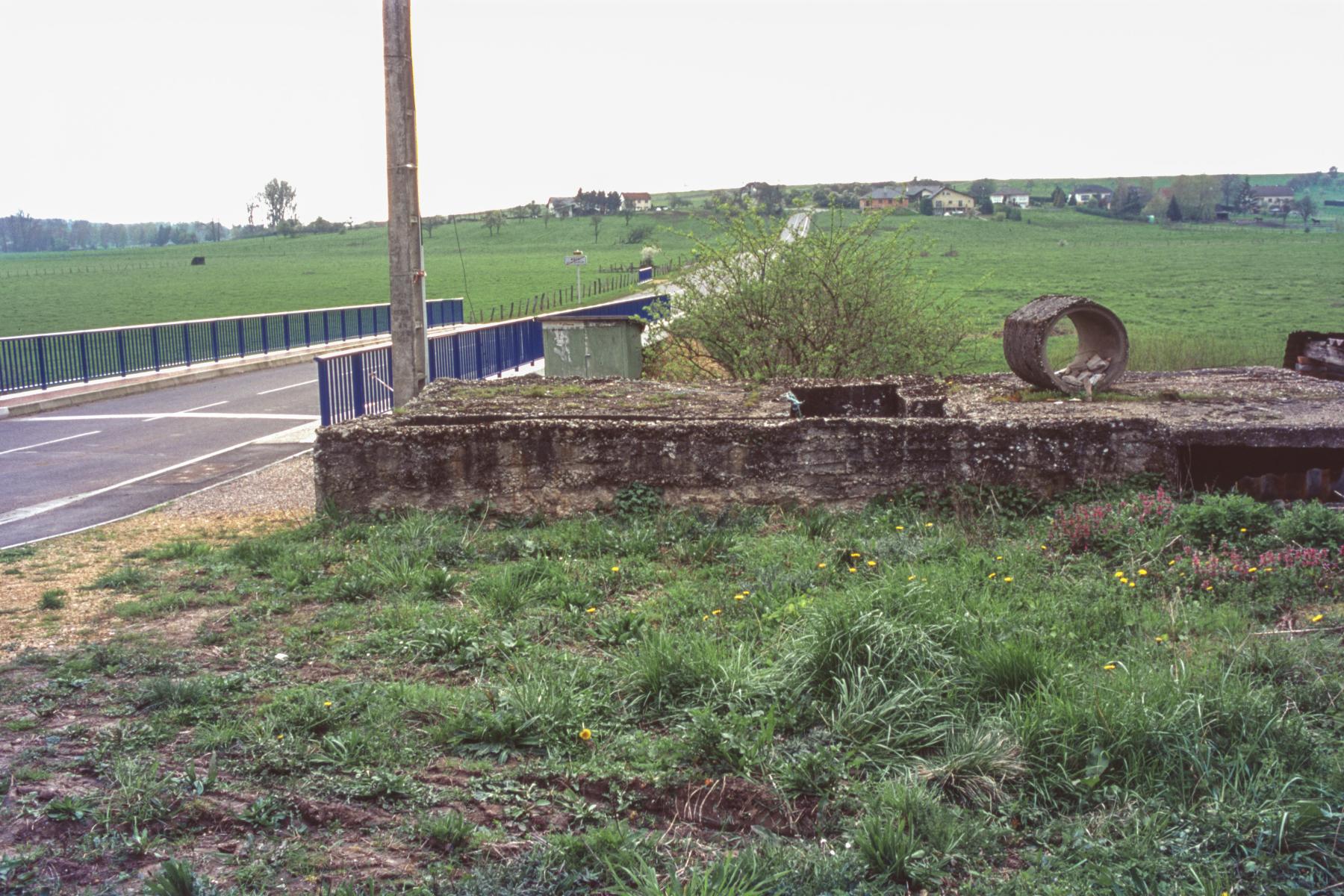 Ligne Maginot - RECH OUEST - (Blockhaus pour arme infanterie) - L'arrière du blockhaus