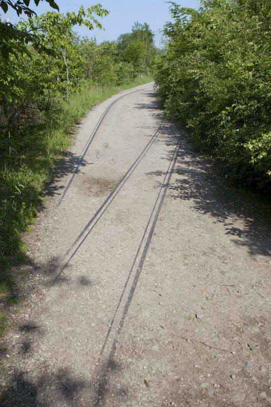 Ligne Maginot - VF60 - ANTENNE DE L'OUVRAGE DU KOBENBUSCH - (RESEAU - Voie 60 - Antenne ou rocade ferroviaire) - EVITEMENT DE HETTANGE-GRANDE
Vestiges de l'évitement encore visibles