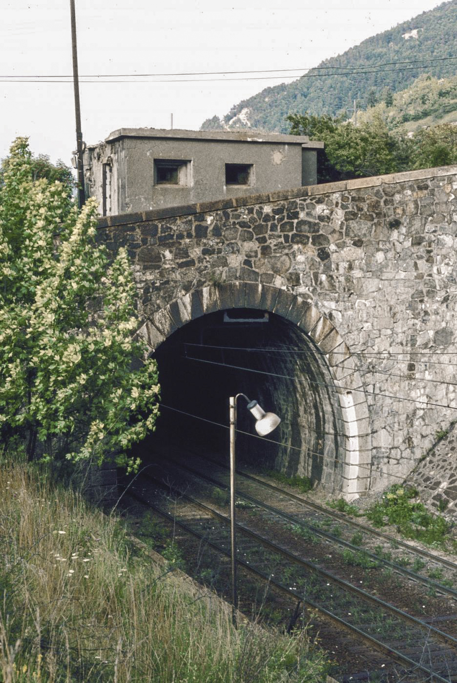 Ligne Maginot - RIEUX ROUX 2 - TUNNEL FERROVIAIRE - (Blockhaus pour arme infanterie) - 