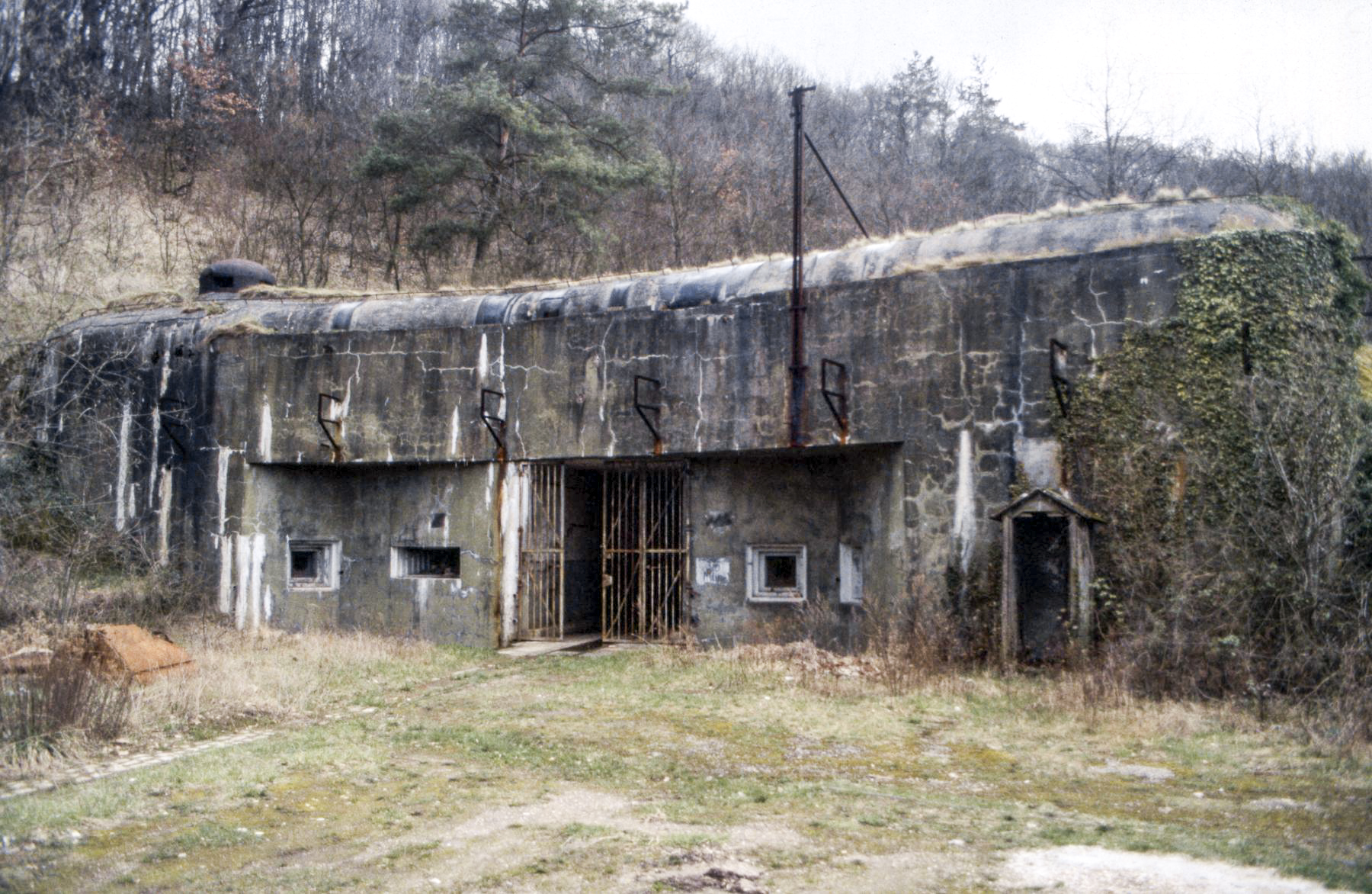 Ligne Maginot - METRICH - A17 - (Ouvrage d'artillerie) - Entrée munitions en 1988