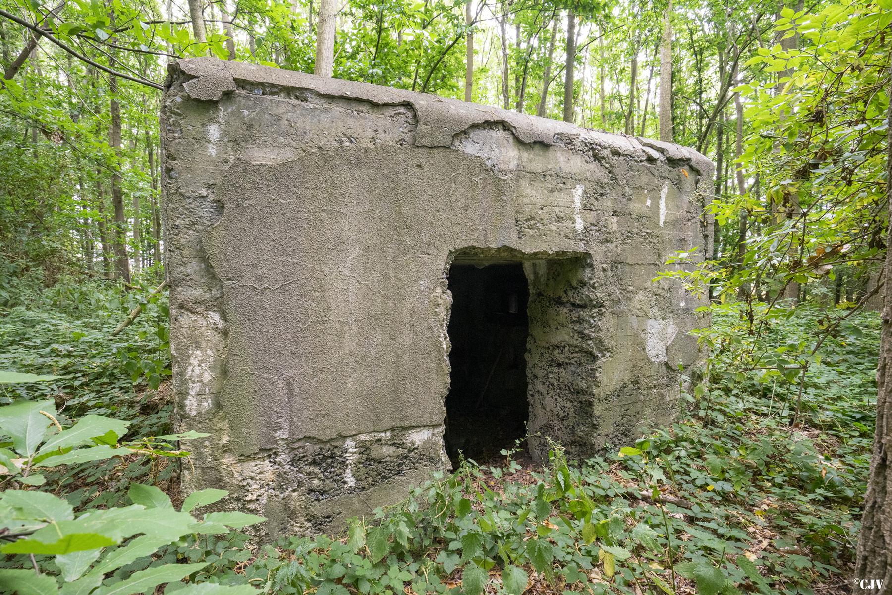 Ligne Maginot - B383 - TRINQUETTE (PDS) - (Blockhaus pour arme infanterie) - Le passage s'est fait plus tard
