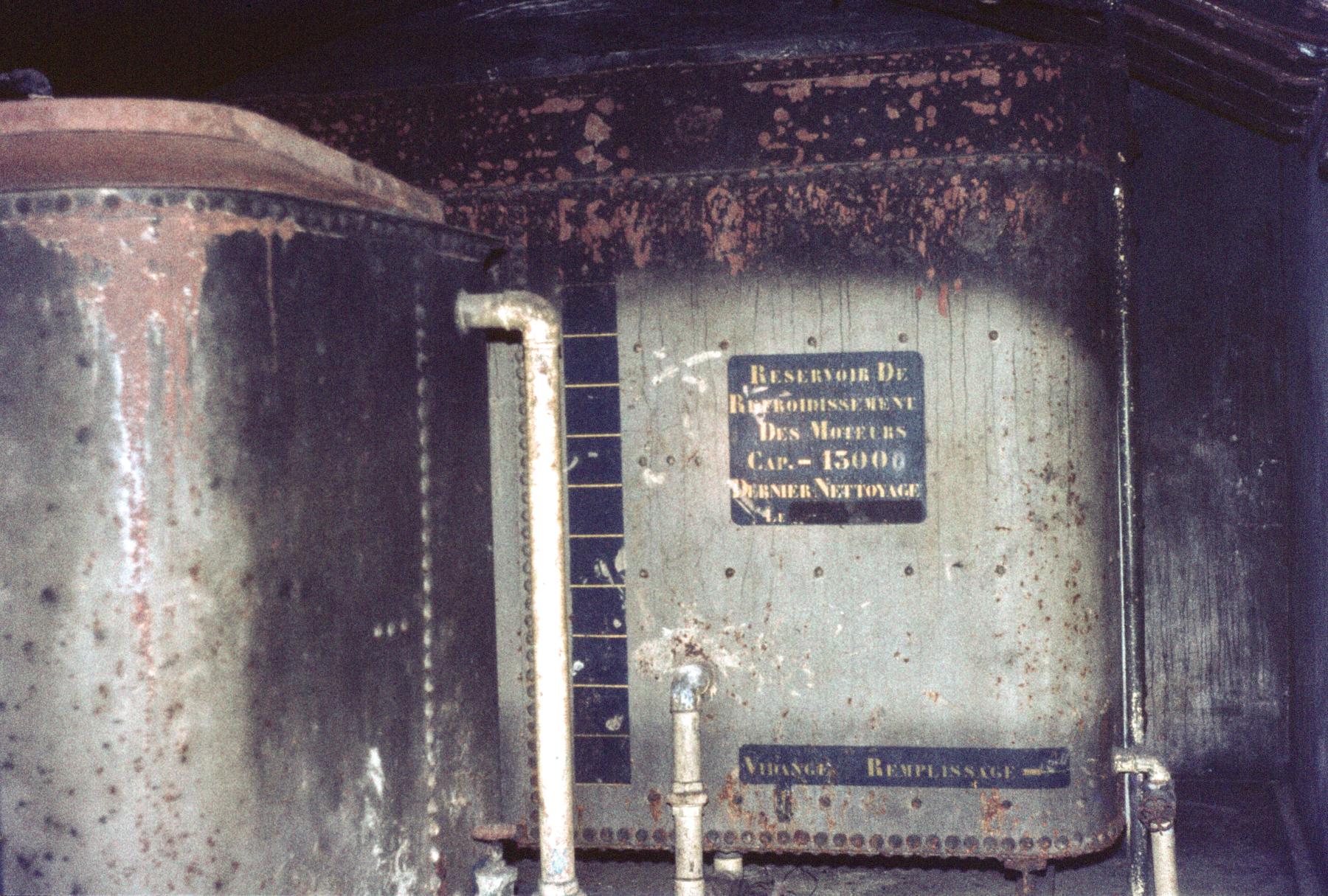 Ligne Maginot - ROUTE DU LUXEMBOURG - X9 - (Abri) - Réservoir d'eau