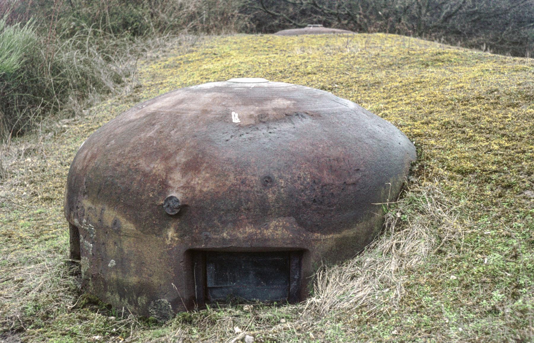 Ligne Maginot - ROUTE DU LUXEMBOURG - O10 - (Observatoire d'artillerie) - La cloche GFM et la cloche VP