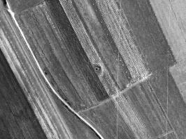 Ligne Maginot - CB268 - STOLBUCH - (Blockhaus pour arme infanterie) - Sur cette vue aérienne de 1960 on voit bien que le blockhaus n'est pas terminé. Le plafond ne semble pas être coulé.