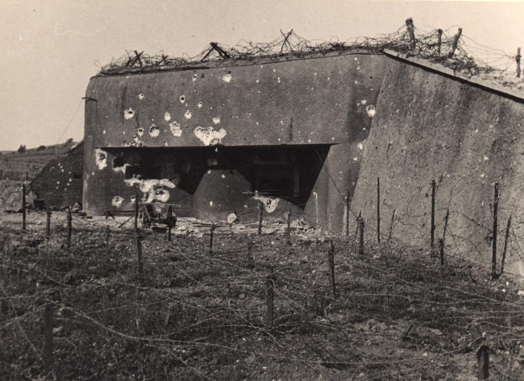Ligne Maginot - MC9B - MC24 - (Casemate d'infanterie - Double) -   