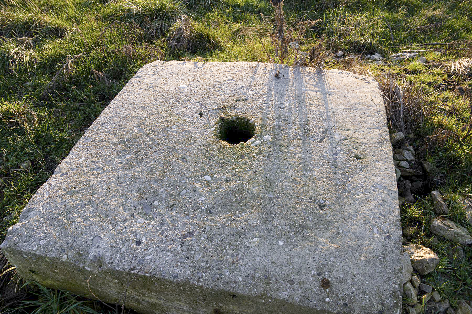 Ligne Maginot - SCHITTEFELD 6 - (Blockhaus pour arme infanterie) - Ouverture pour un périscope