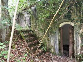 Ligne Maginot - BATTERIE DES PAYSANS - (Cuve pour canon) - Entrée de l'observatoire