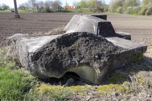 Ligne Maginot - B19 - ECLUSE 67-3 - (Blockhaus pour arme infanterie) - Restes du blockhaus. La partie coupole a disparu