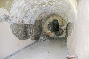 Ligne Maginot - BRIANÇON - (Central téléphonique isolé) - Les locaux vie dans le massif.
Accès à la sortie de secours