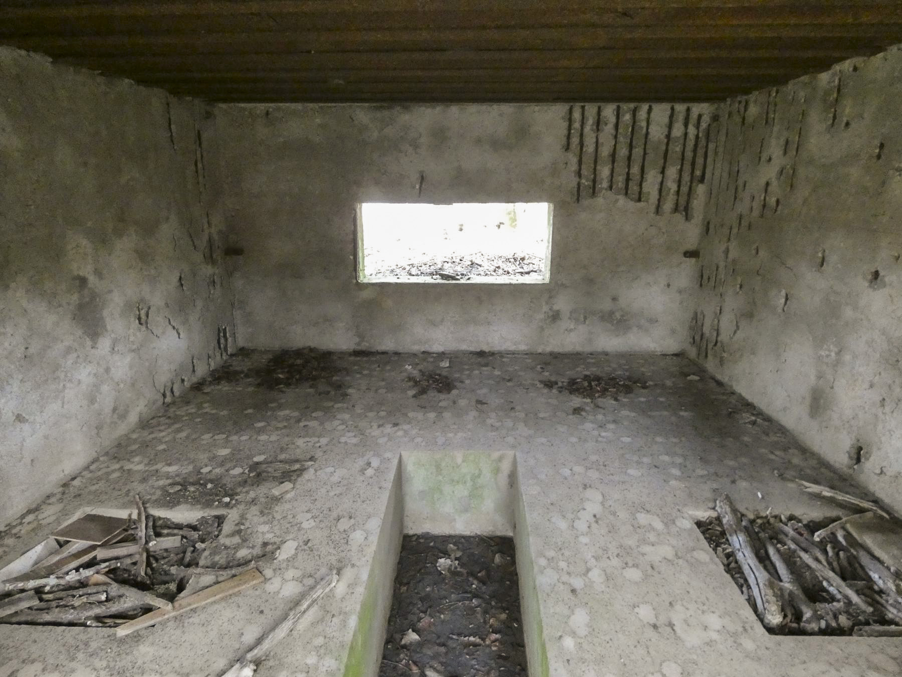 Ligne Maginot - CB104 - RAFERT - (Blockhaus pour canon) - La chambre de tir pour le canon de 25 Hotchkiss anti-char.
